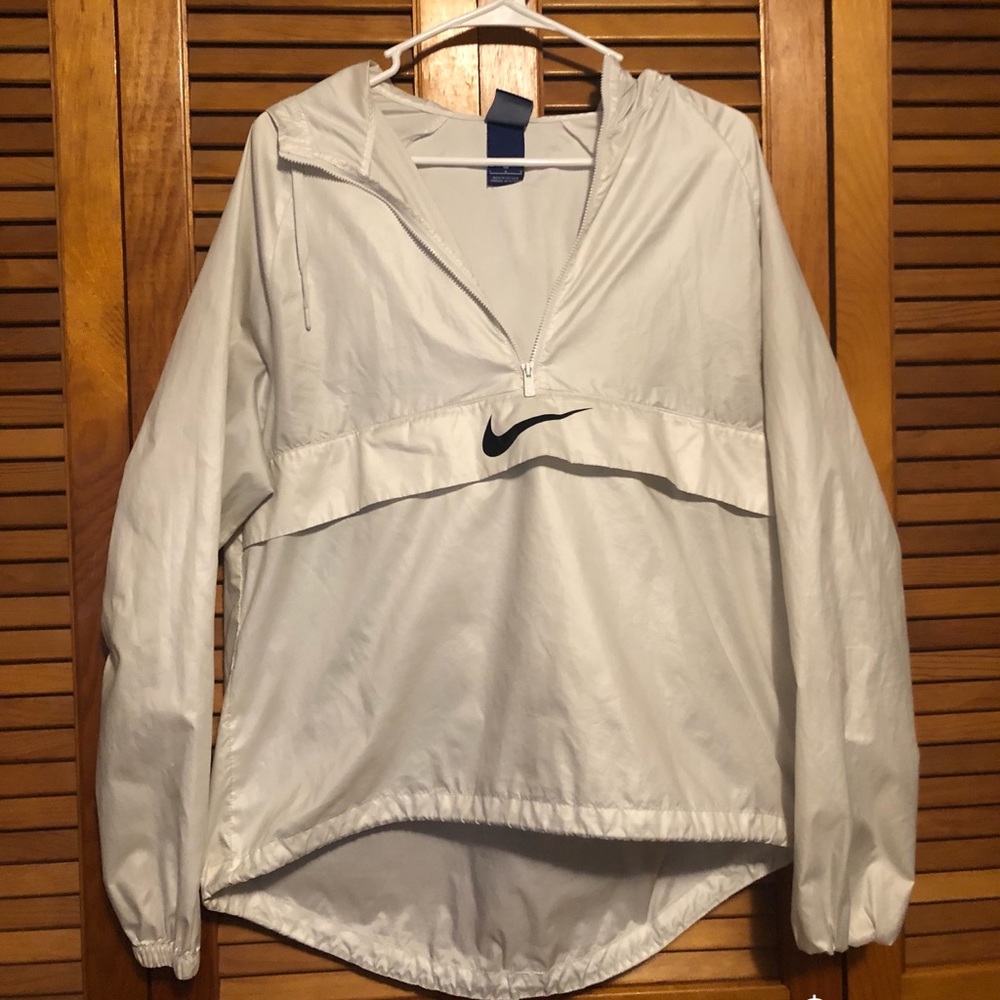 Nike windbreaker